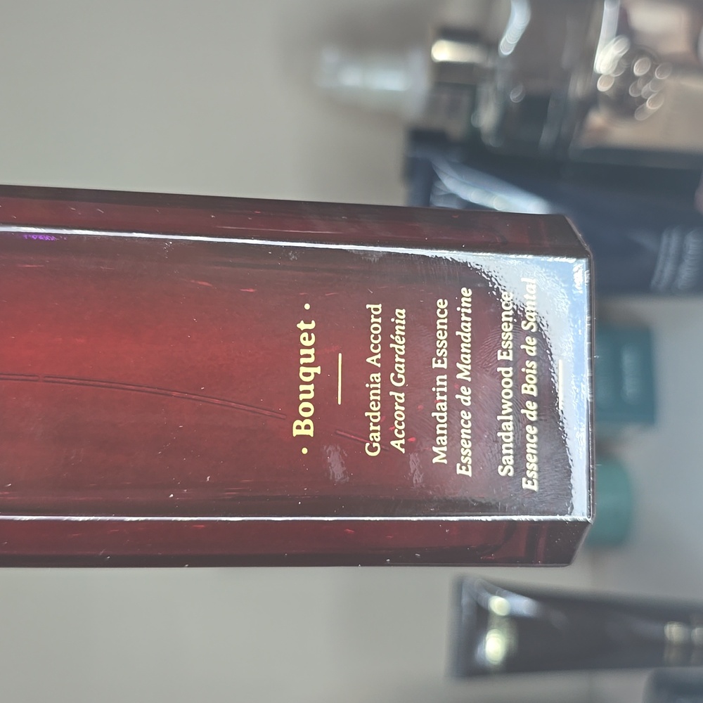 Gucci Flora Gorgeous Gardenia Intense 100ml - Picture 2 of 2